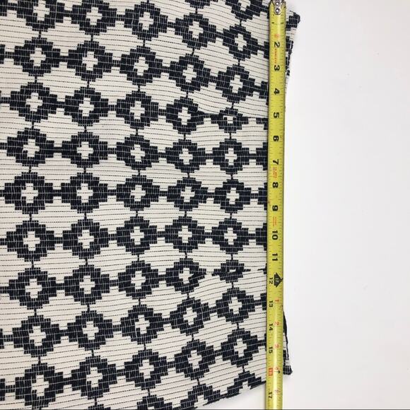 Merona Aztec Print Mini Skirt Size 8 - Picture 4 of 7